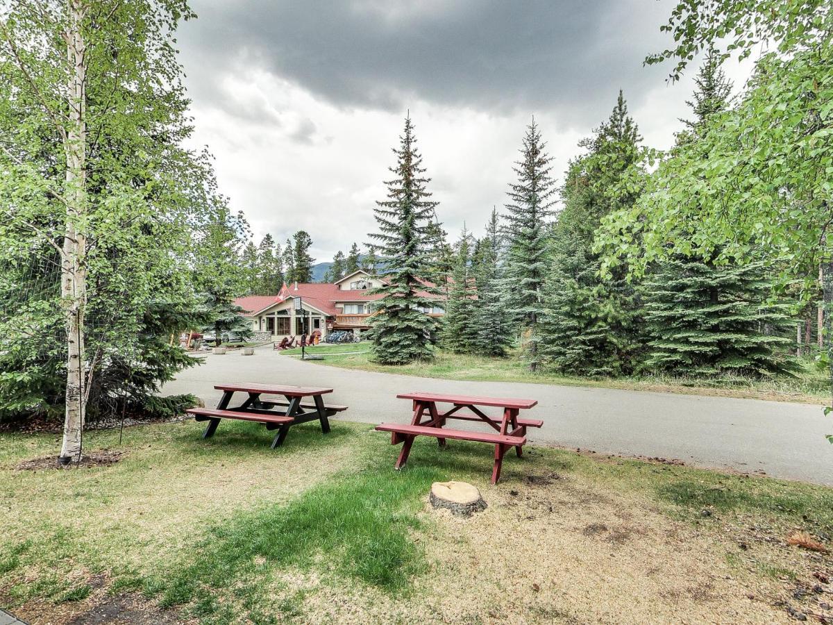Patricia Lake Bungalows Джаспър Екстериор снимка
